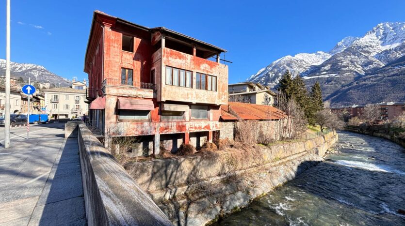 Casa Singola in vendita Aosta Centro_7