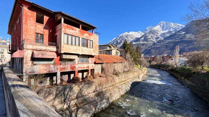 Casa Singola in vendita Aosta Centro_5