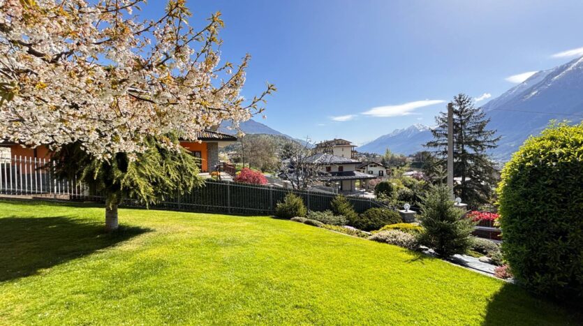 Villa in vendita Aosta Zona collinare_9