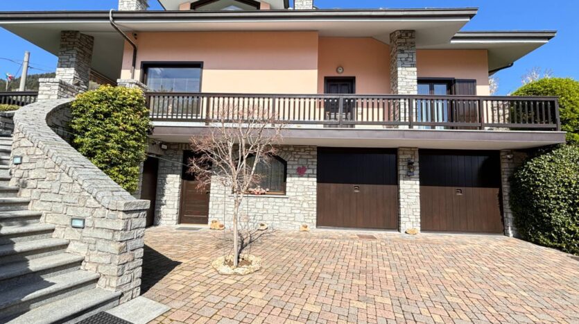 Villa in vendita Aosta Zona collinare_13