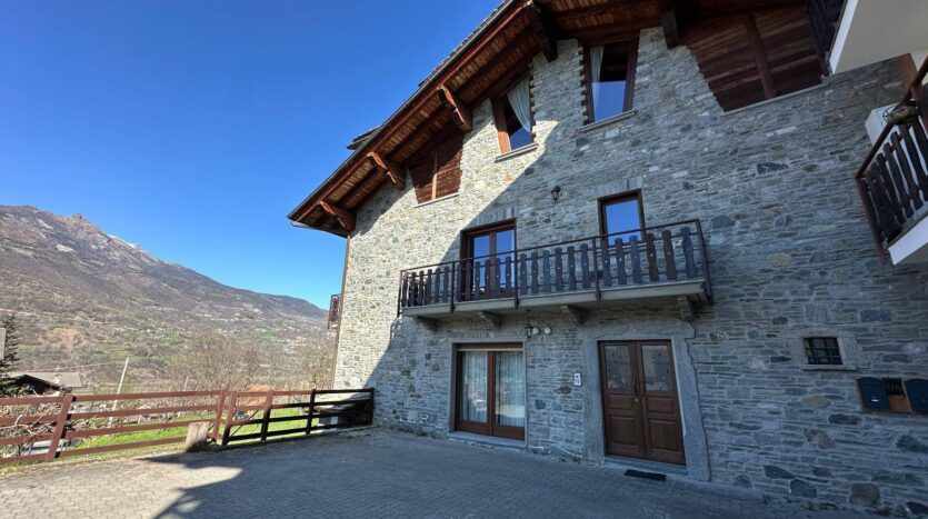 Bilocale in affitto Fénis Perron_2