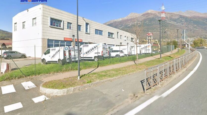 Locale commerciale in affitto Aosta Periferia_17