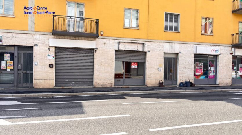 Locale commerciale in affitto Aosta Centro_9