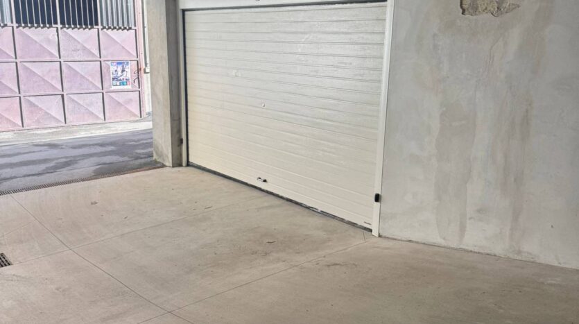 Box o Garage in vendita Aosta Centro_3