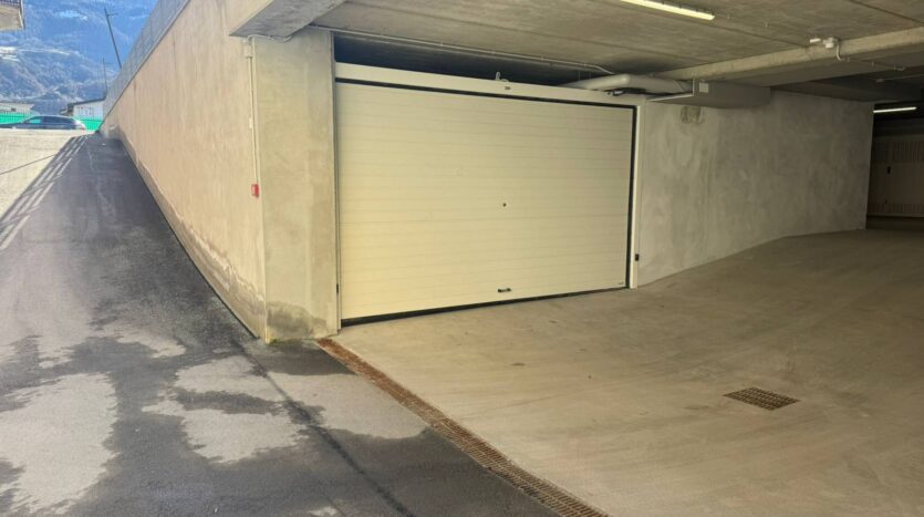 Box o Garage in vendita Aosta Centro_2