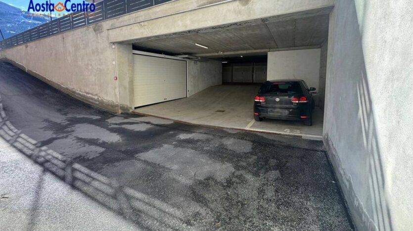 Box o Garage in vendita Aosta Centro_4