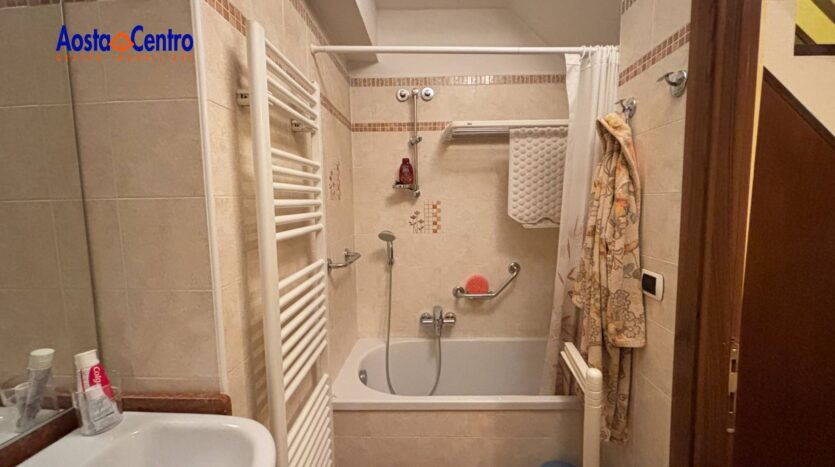 Trilocale in vendita Aosta Centro Storico_17