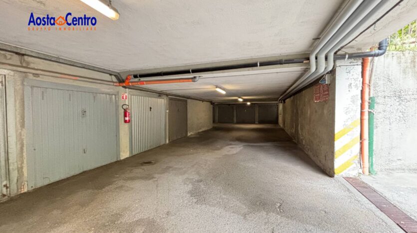 Box o Garage in vendita Aosta Centro_4