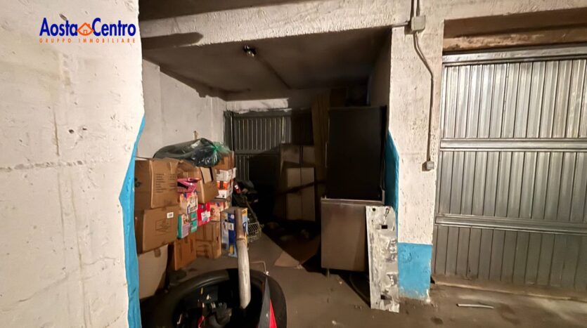 Box o Garage in vendita Aosta Centro_9