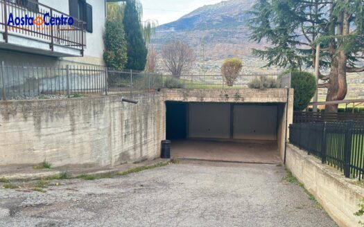 Box o Garage in vendita Pollein Capoluogo RIF. 5625