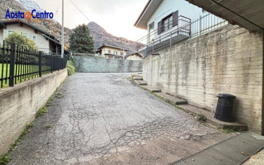 Box o Garage in vendita Pollein Capoluogo RIF. 5626