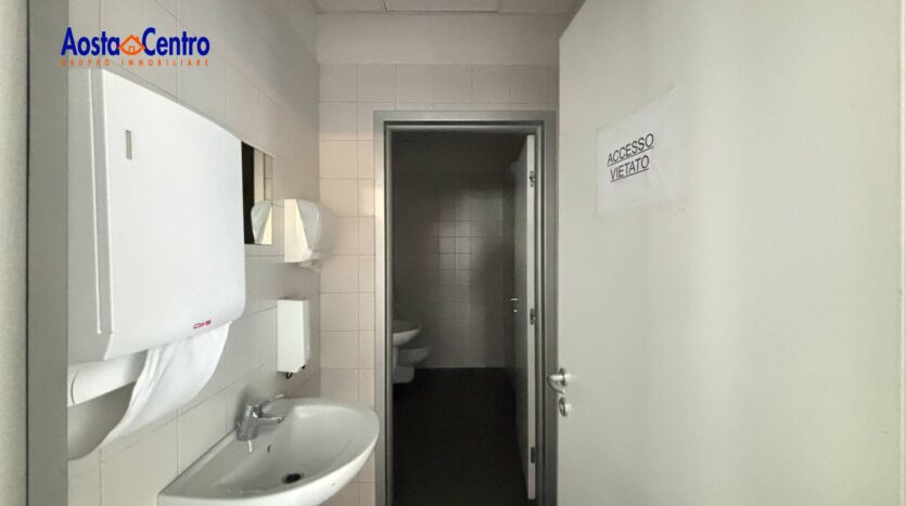 Locale commerciale in affitto Saint-Christophe_19