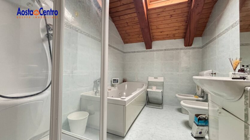 Casa Indipendente in vendita Gressan_19