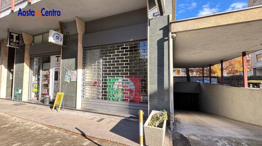 Locale commerciale in affitto Aosta Centro_12