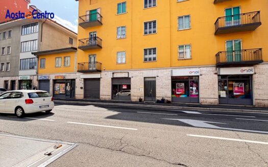 Locale commerciale in affitto Aosta Centro RIF. 5634