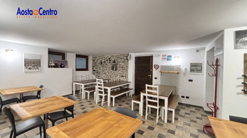 Attività commerciale in vendita Aosta Centro Storico_12