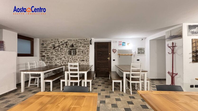 Attività commerciale in vendita Aosta Centro Storico_13