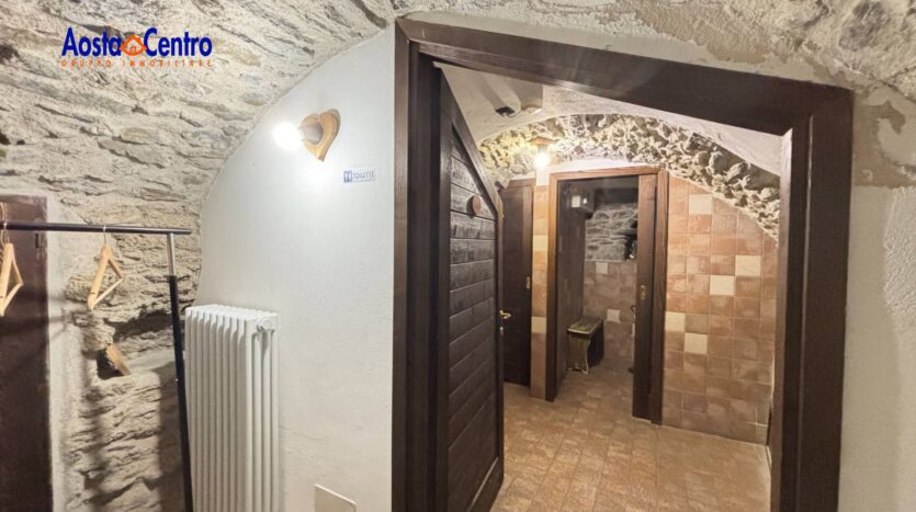 Attività commerciale in vendita Aosta Centro Storico_16