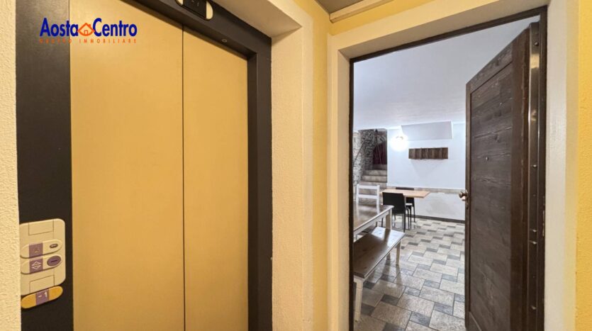 Attività commerciale in vendita Aosta Centro Storico_19