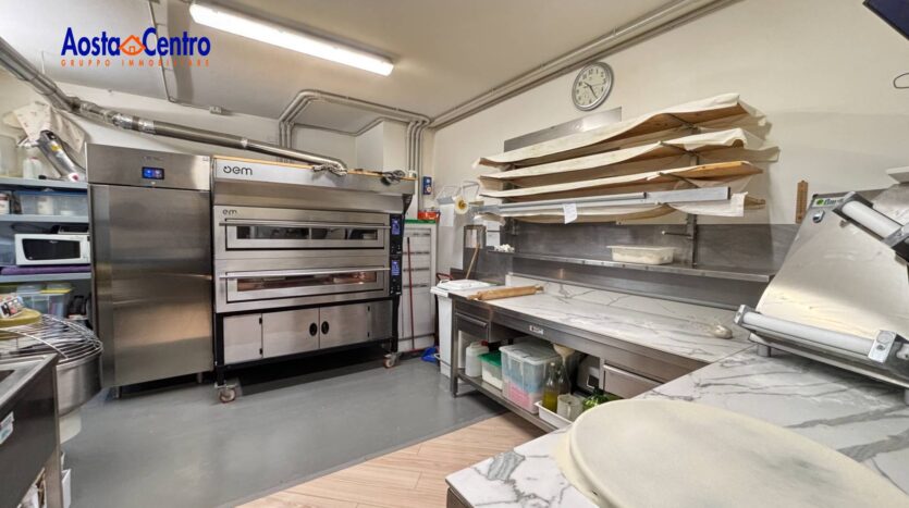 Attività commerciale in vendita Aosta Centro Storico_8