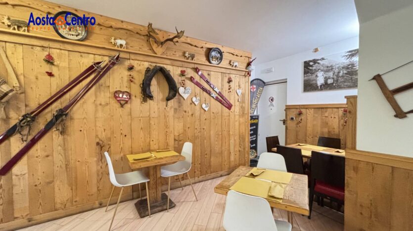 Attività commerciale in vendita Aosta Centro Storico_10