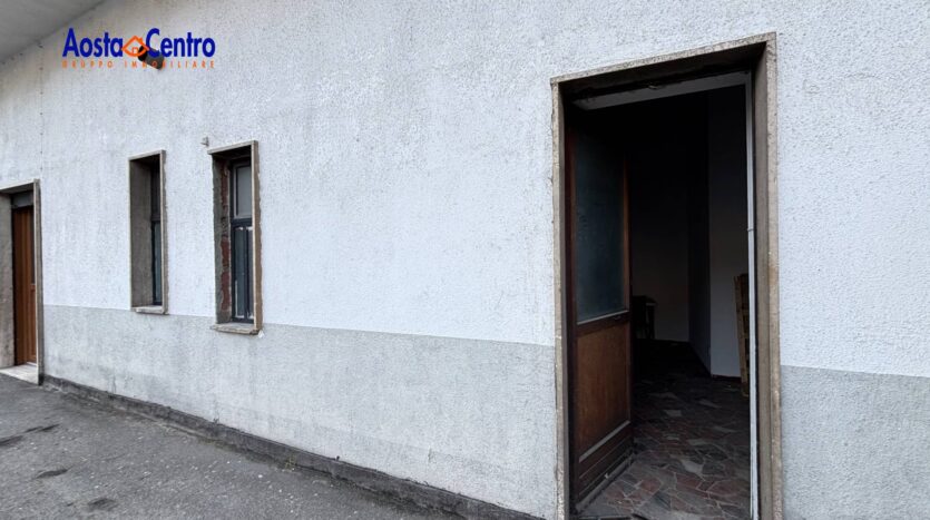 Locale commerciale in vendita Aosta Centro_9