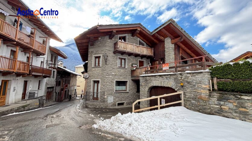 Quadrilocale in vendita La Salle_1