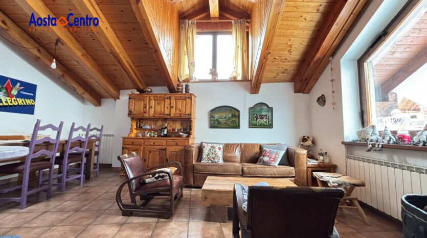 Trilocale in vendita La Salle_4