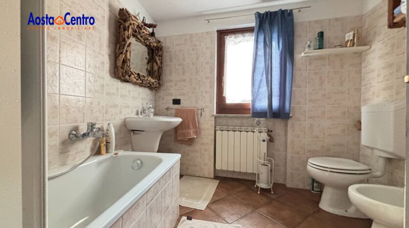 Trilocale in vendita La Salle_19