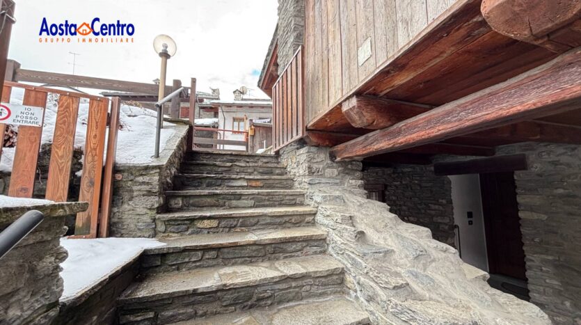 Trilocale in vendita La Salle_2