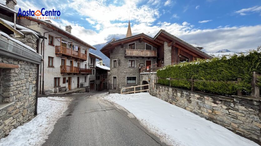 Trilocale in vendita La Salle_20