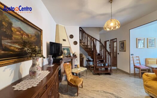 Trilocale in vendita Aosta Centro RIF. 5710