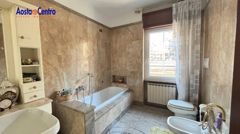 Trilocale in vendita Aosta Centro_9