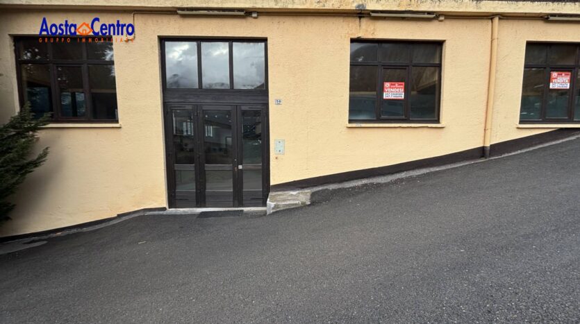 Locale commerciale in vendita Aymavilles Ferrière_16