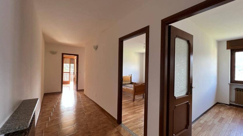 Appartamento (5+ locali) in affitto Charvensod_7