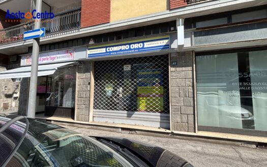 Locale commerciale in affitto Aosta Centro RIF. 5780