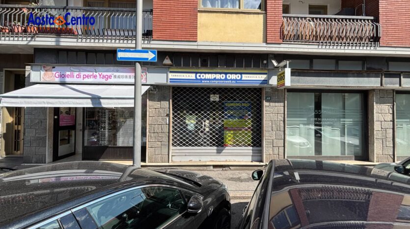 Locale commerciale in affitto Aosta Centro_2
