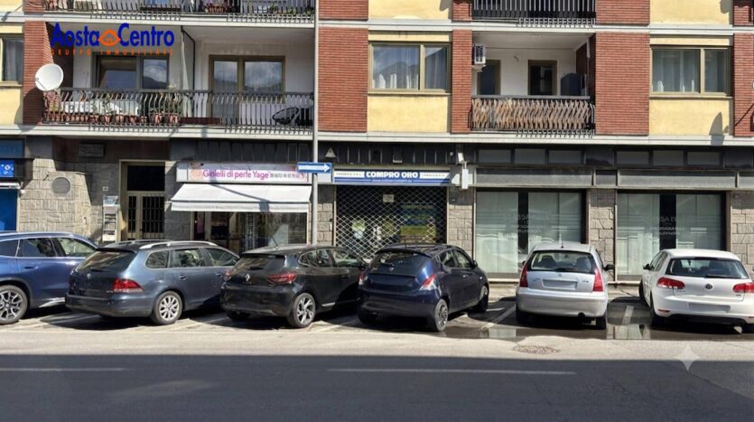 Locale commerciale in affitto Aosta Centro_5