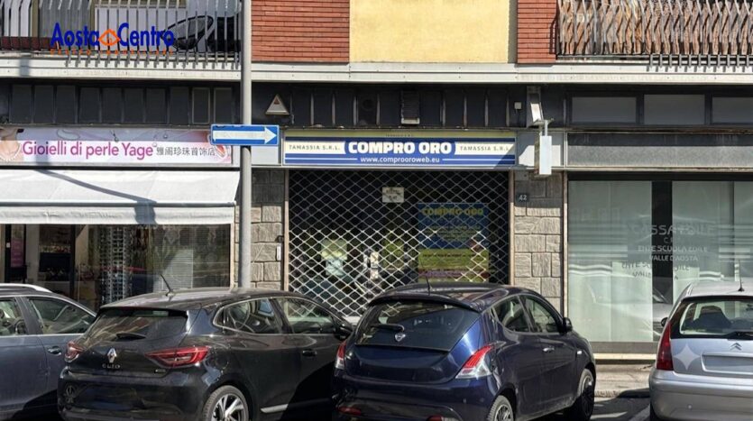 Locale commerciale in affitto Aosta Centro_4