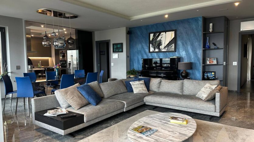 Appartamento (5+ locali) in vendita Aosta Zona collinare_3
