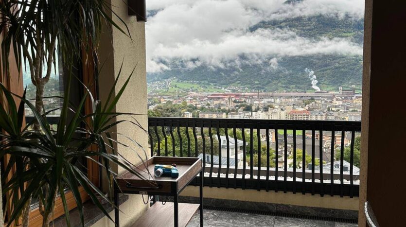 Appartamento (5+ locali) in vendita Aosta Zona collinare_4