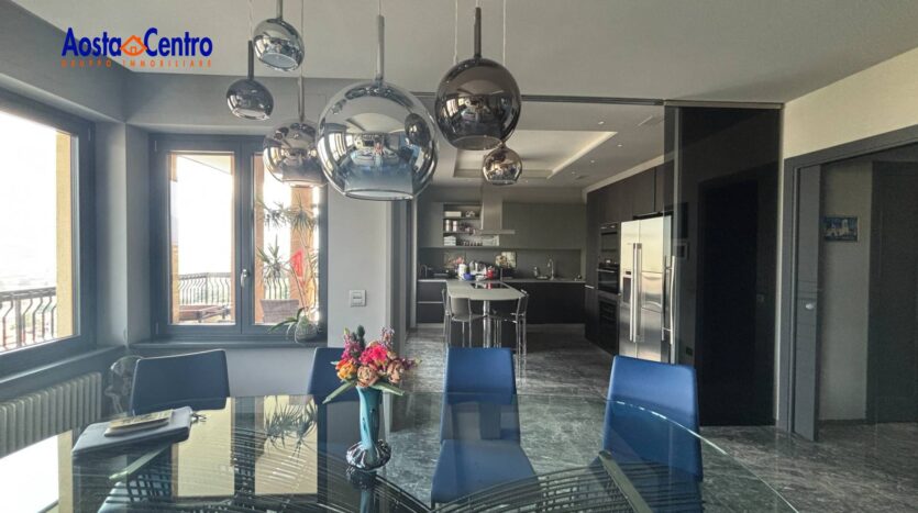 Appartamento (5+ locali) in vendita Aosta Zona collinare_7